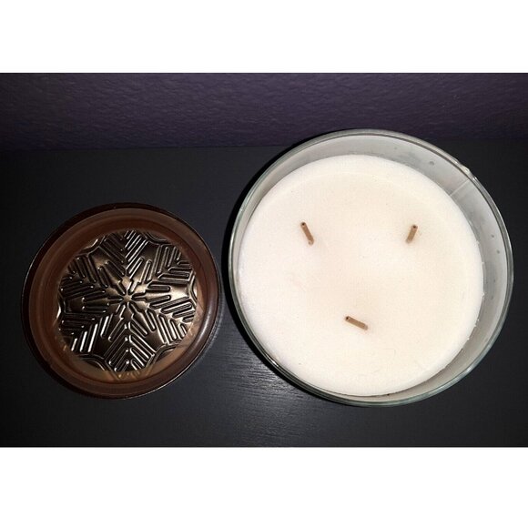 Bath & Body Works Praline Pecan & Cream Scented 3 Wick Jar Candle 14.5 oz - Picture 5 of 6